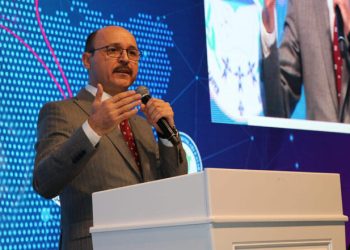 PROJE OKULLARINDA AYNI TAS AYNI HAMAM..!