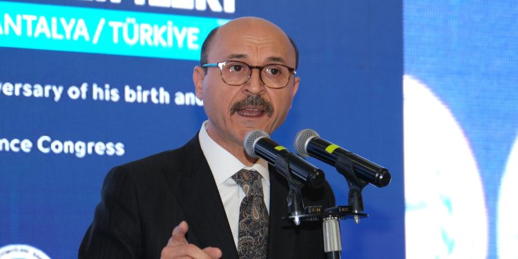 5. ULUSLARARASI TÜRK DÜNYASI MÜHENDİSLİK VE FEN BİLİMLERİ KONGRESİ BAŞLADI