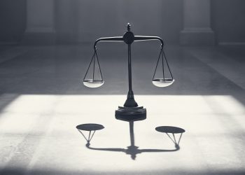 ÖĞRETMENE YÖNELİK HAKARET VE TEHDİDE MANEVİ TAZMİNAT KARARI